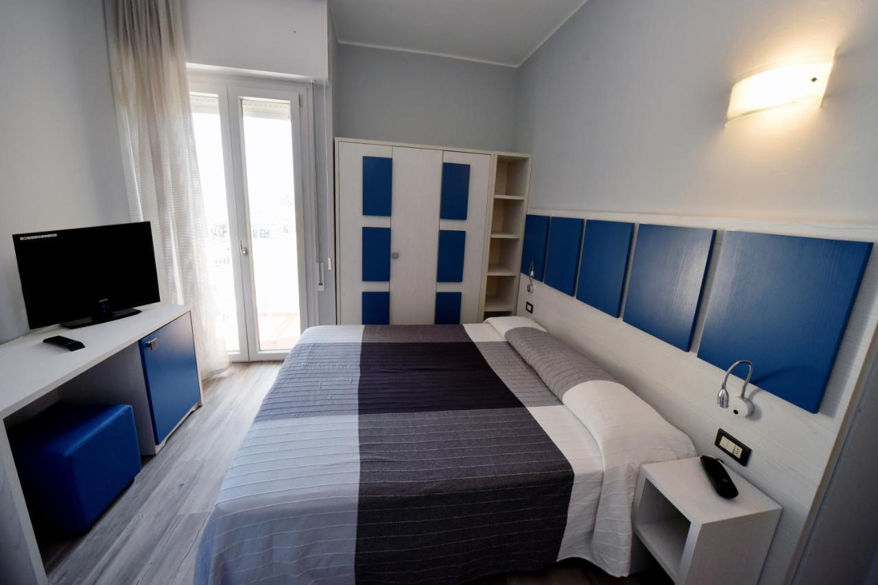 Hotel Mirabella Riccione Buitenkant foto