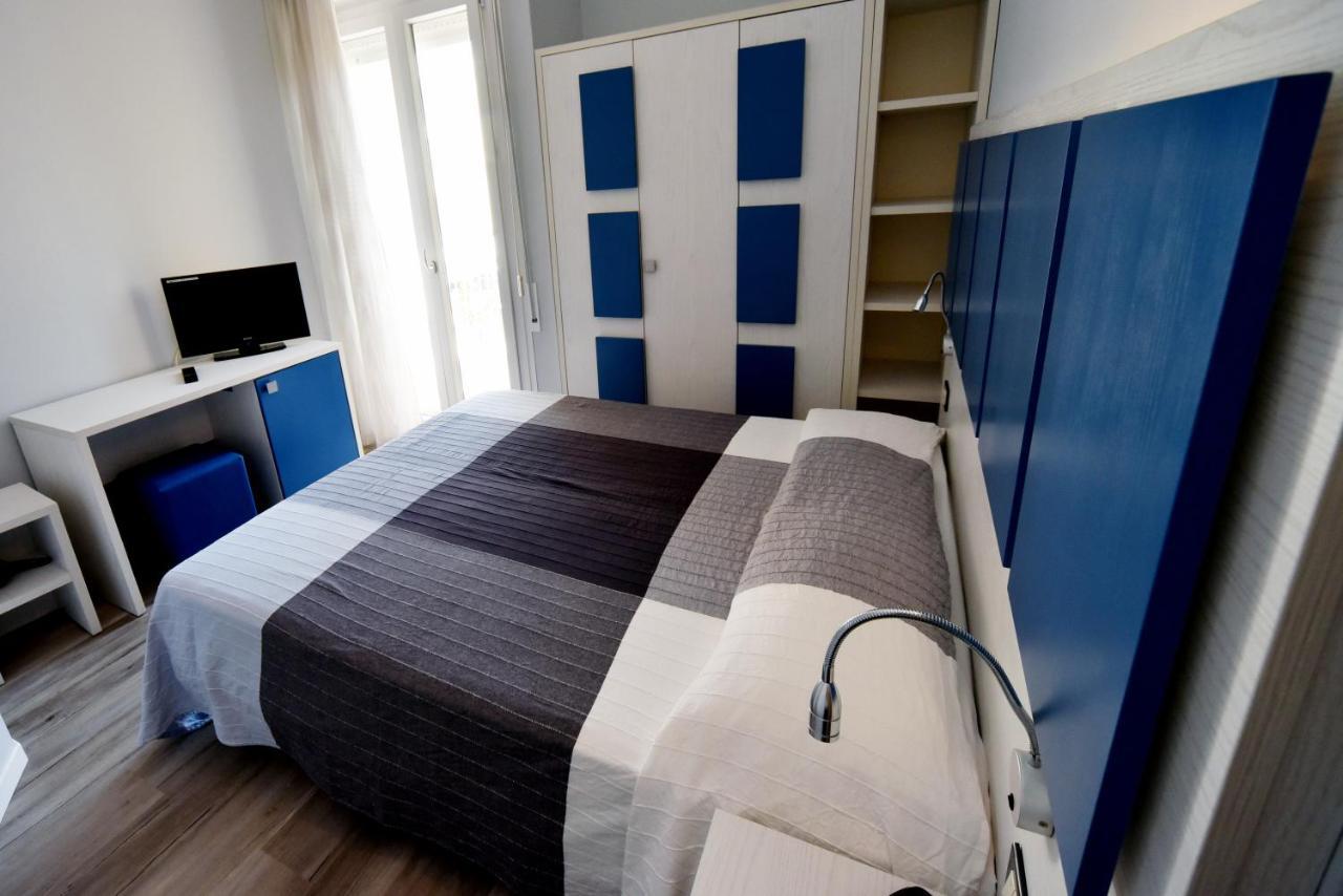 Hotel Mirabella Riccione Buitenkant foto