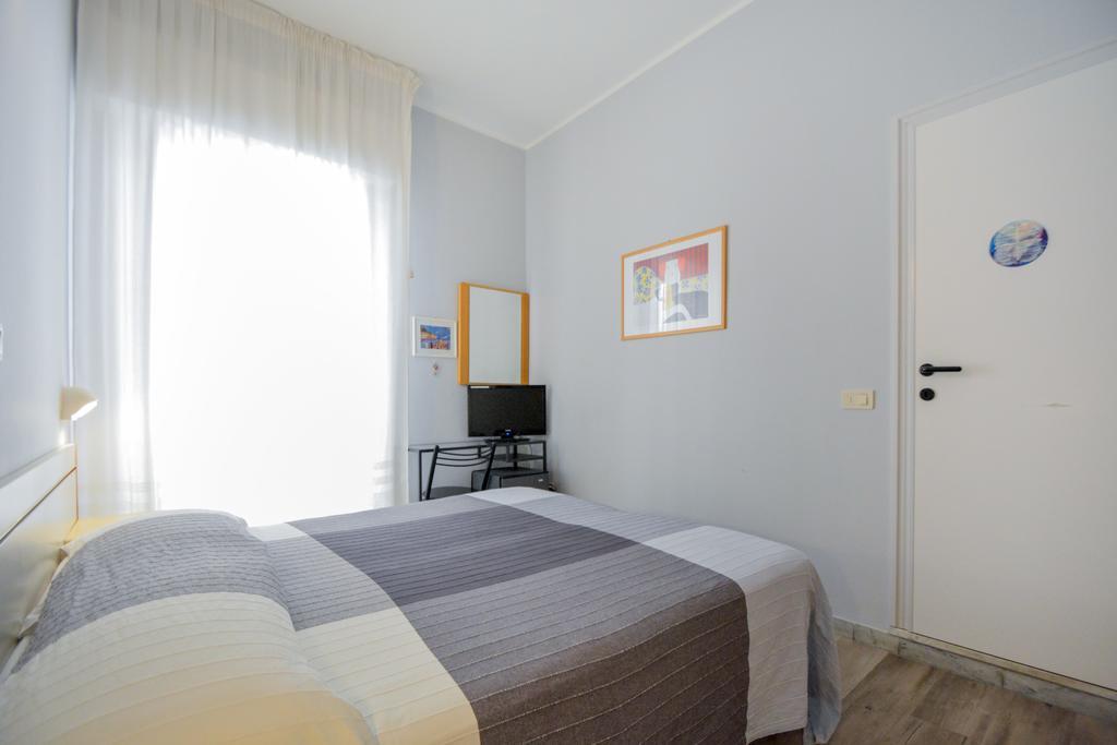Hotel Mirabella Riccione Buitenkant foto